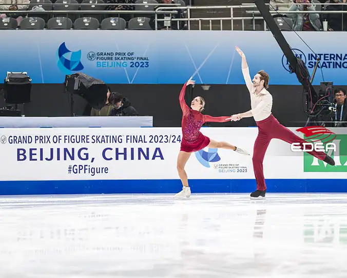 Ice Gallery Skates U.S.